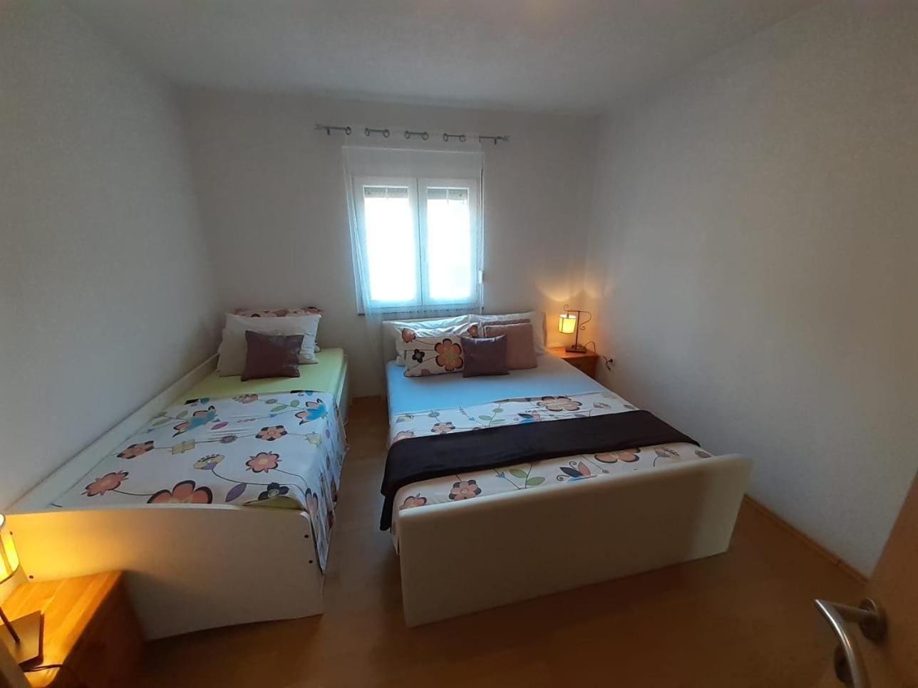 Apartments With A Parking Space Vodice - 13973 Room photo